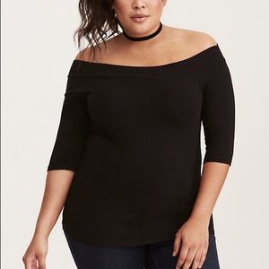 NWOT Torrid off the shoulder shirt